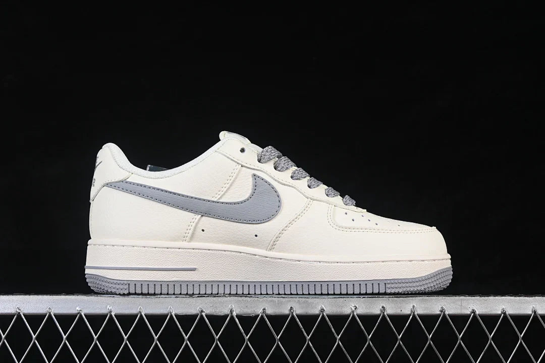 Nike Air Force 1 "Light Grey"