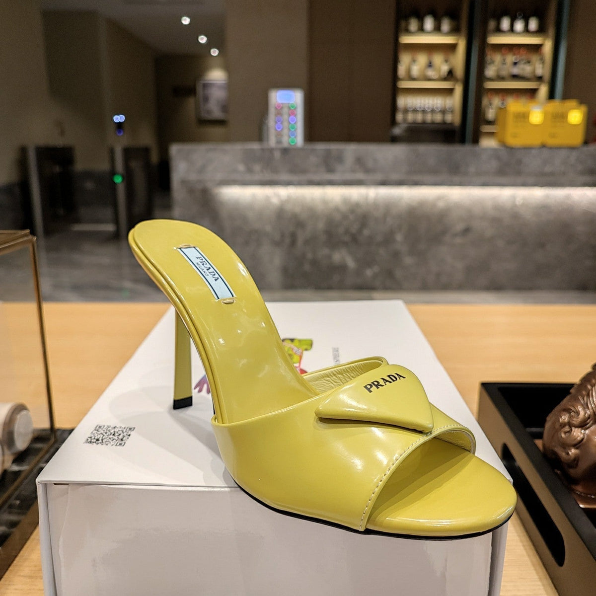 Prada 26s Open Toe Mules 100mm In Lime Yellow Patent Calfskin With Logo