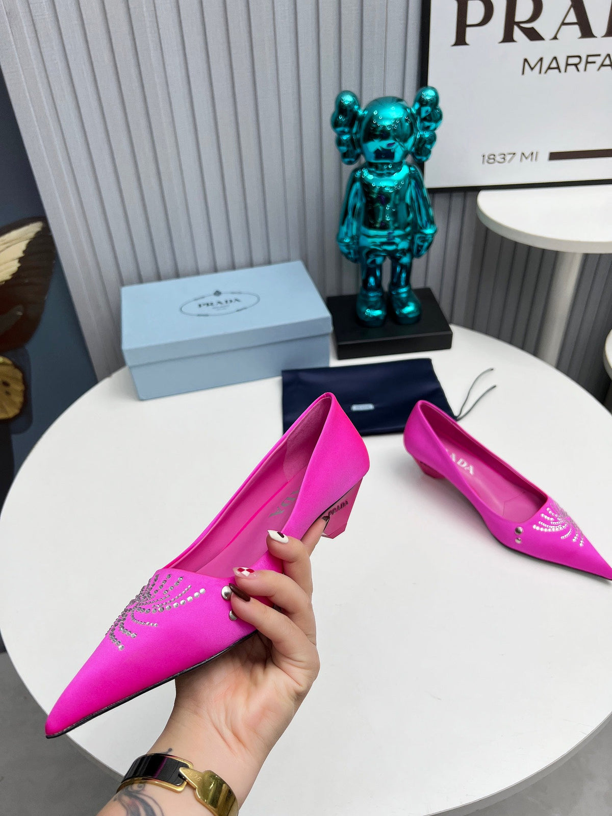 Prada 26SS Pumps 4cm Hot Pink Satin 680958