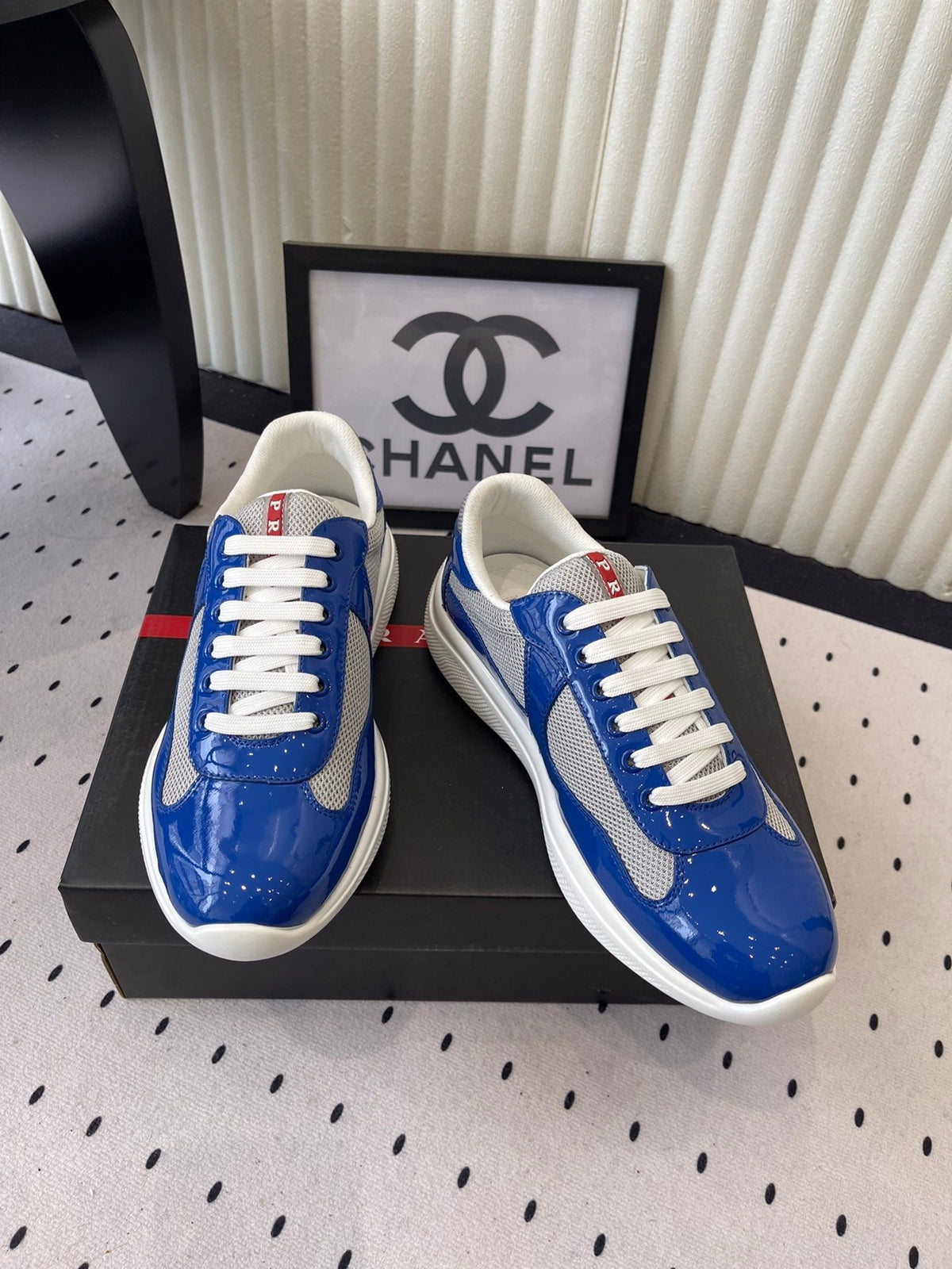 Pra 2025 Sneaker Blue mix Gray Patent Leather Mesh 554575