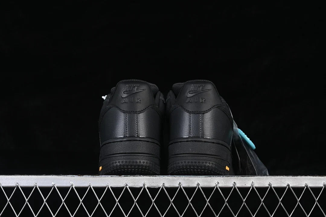 Air Force 1 Black Vibram – Premier