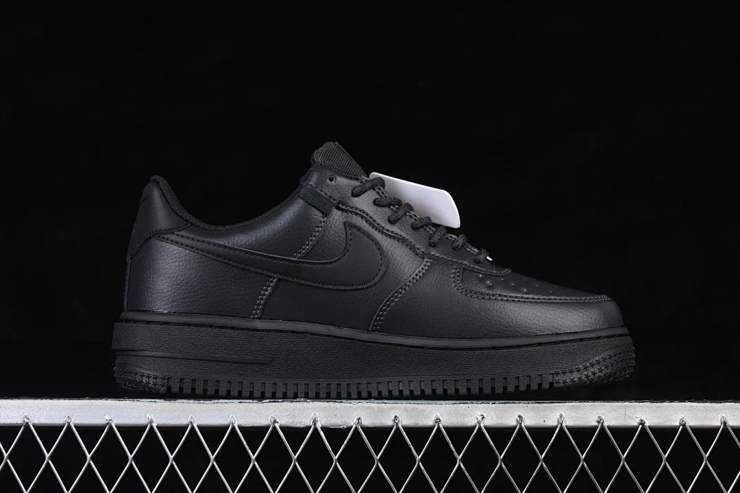Air Force 1 Black Vibram – Premier
