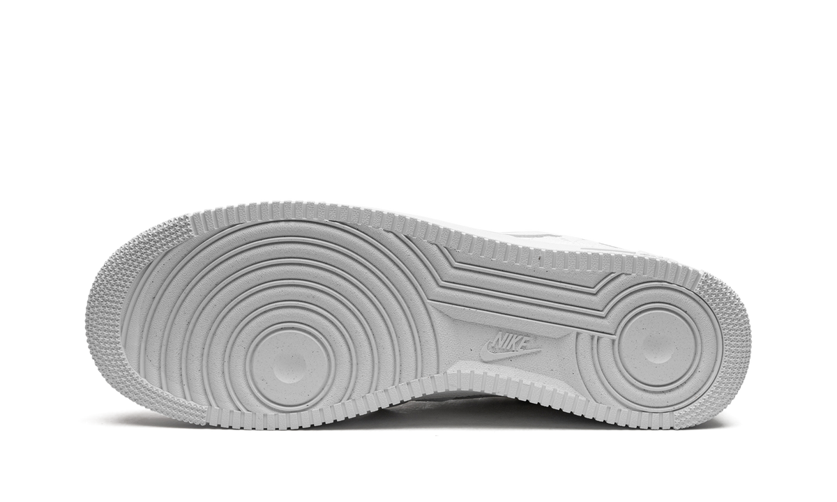 Air Force 1 Low "Billie Ellish - Triple White" DZ3674 100