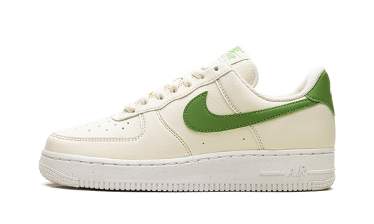NIKE AIR FORCE 1 '07 LO WMNS "COCONUT MILK" DV3808 102