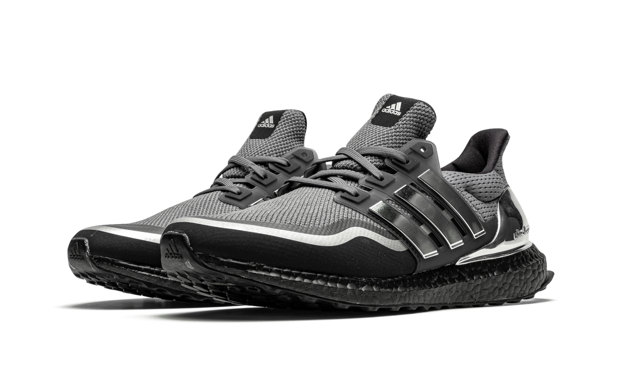 Ultraboost MTL "Silver Metallic" EG8103
