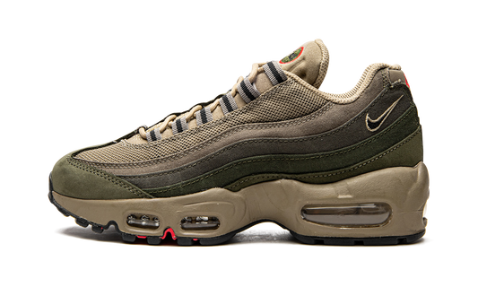 Air Max 95 SE "Rough Green" DQ8570 200