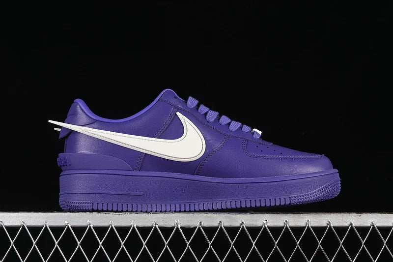 Air Force 1 Low SP AMBUSH "Sky Purple/White"