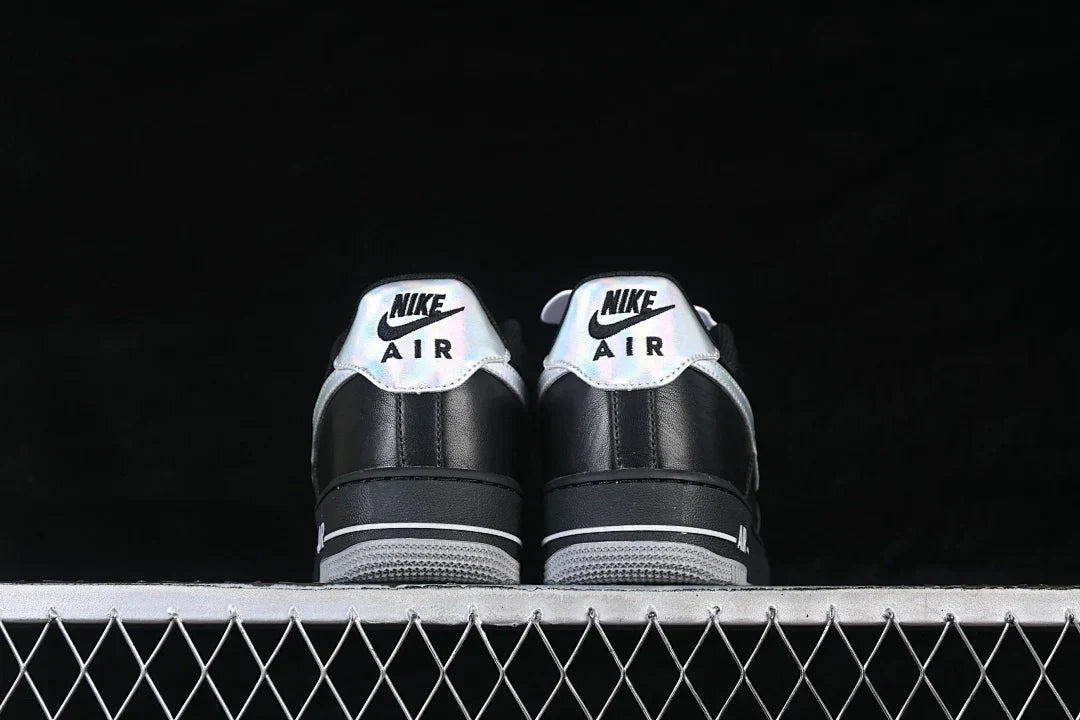 Nike Air Force 1 '07 LV8