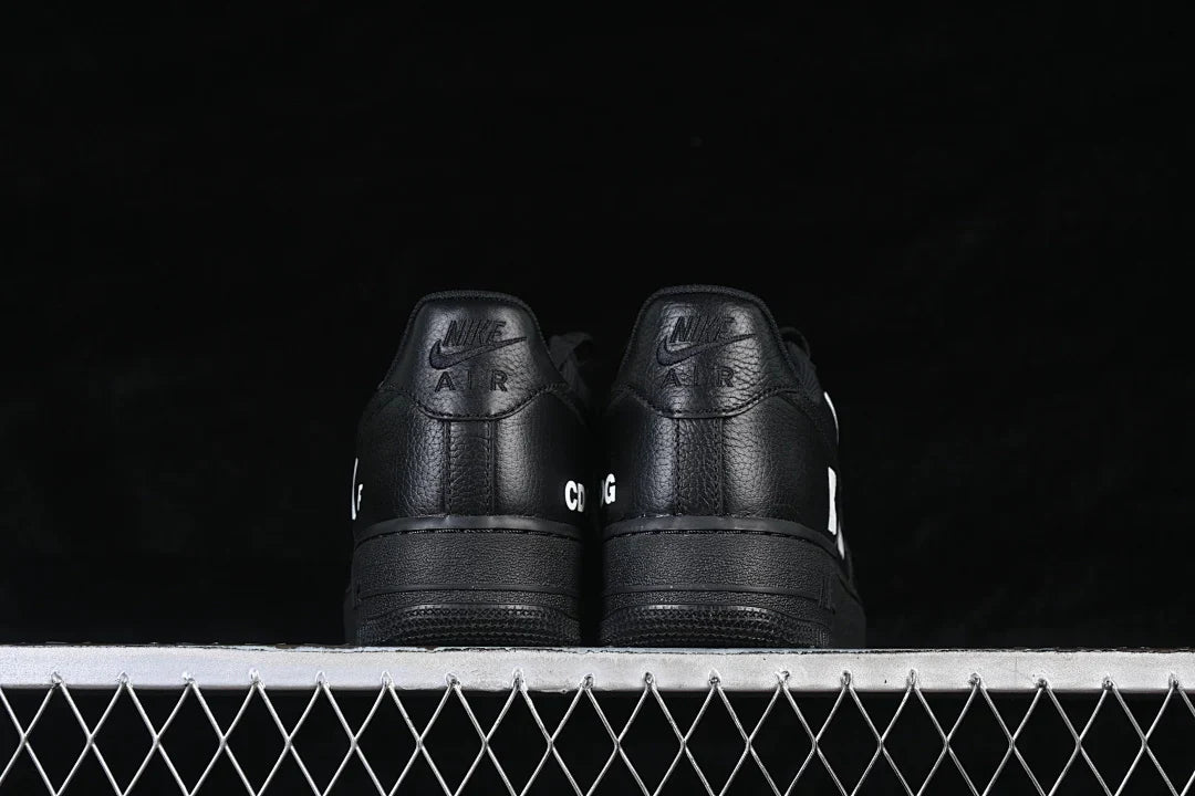 Nike Air Force 1 X Comme Des Garçons "All Black"