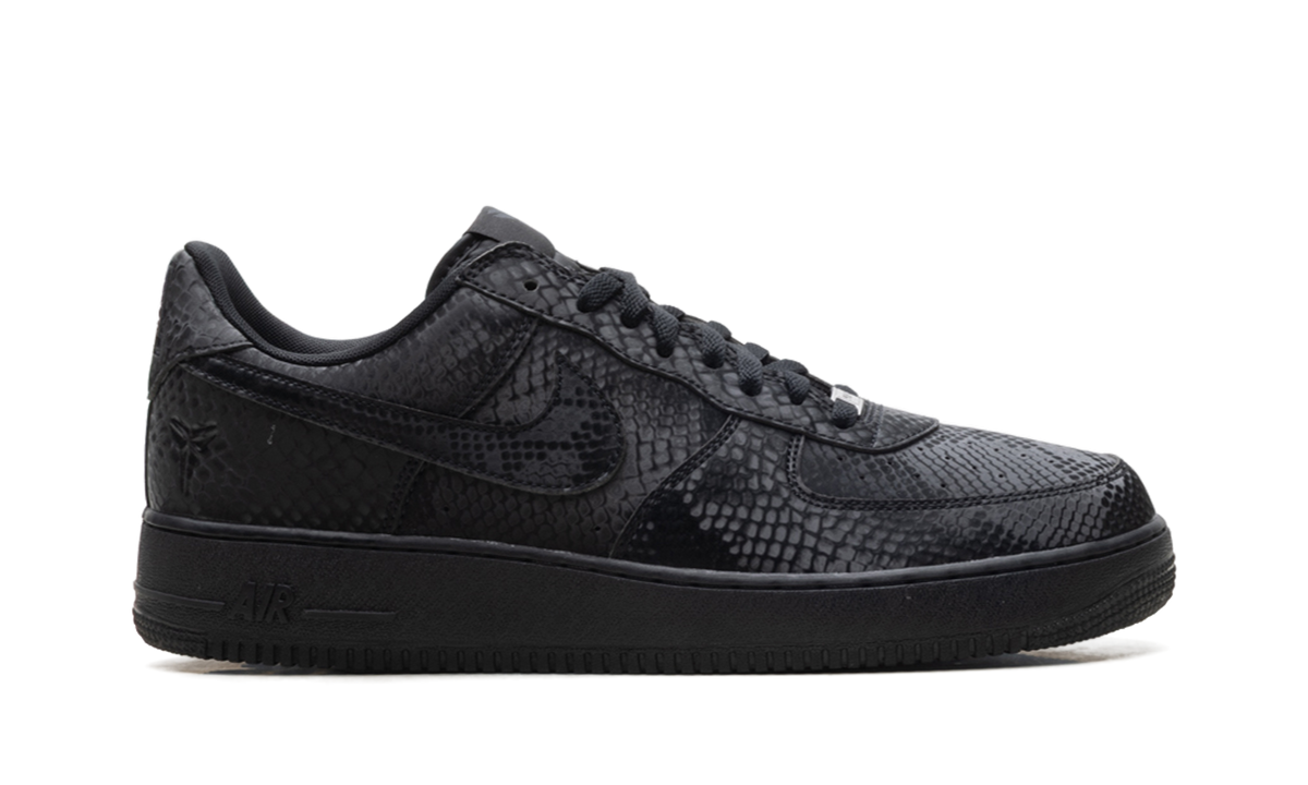 Kobe Bryant x Air Force 1 Low "Black" IB0018 003
