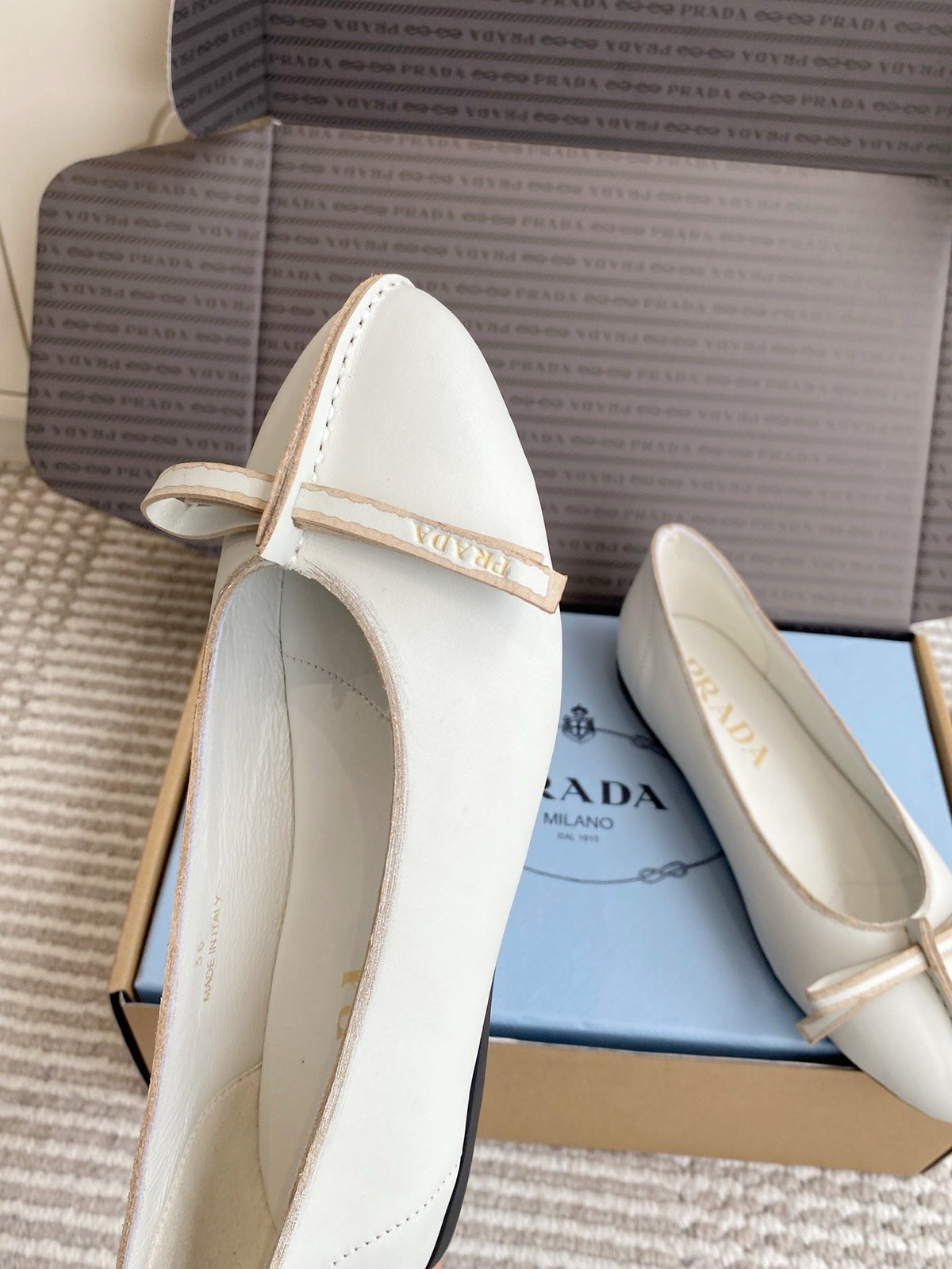 Prada 26s Antiqued Ballerinas Chalk White Lambskin 859009