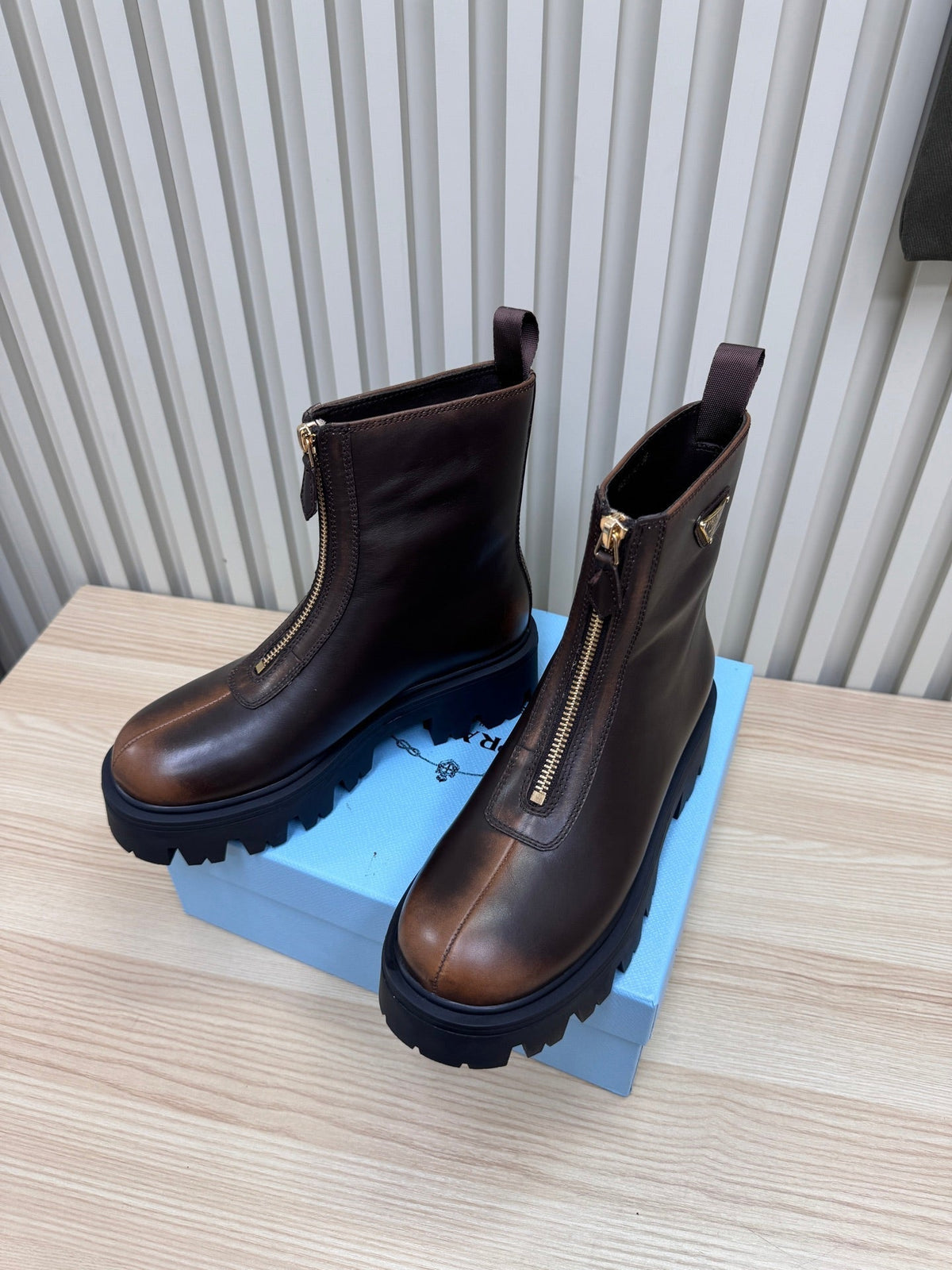 PRA Martin boots dark chocolate brown sheepskin 443648