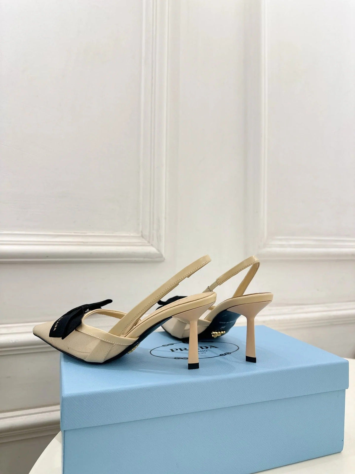 PRA 26S Pointed-Toe Slingback 75 Beige Mesh Sheepskin 631963