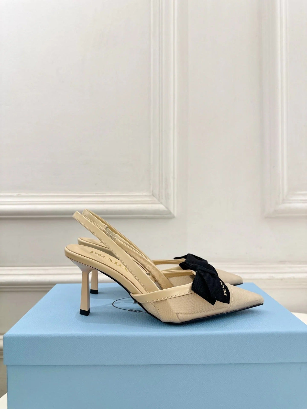 PRA 26S Pointed-Toe Slingback 75 Beige Mesh Sheepskin 631963